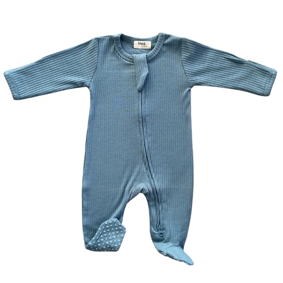 CERULEAN | Blush Lotus ribbed organic baby gender neutral footie - Picture 1 of 4